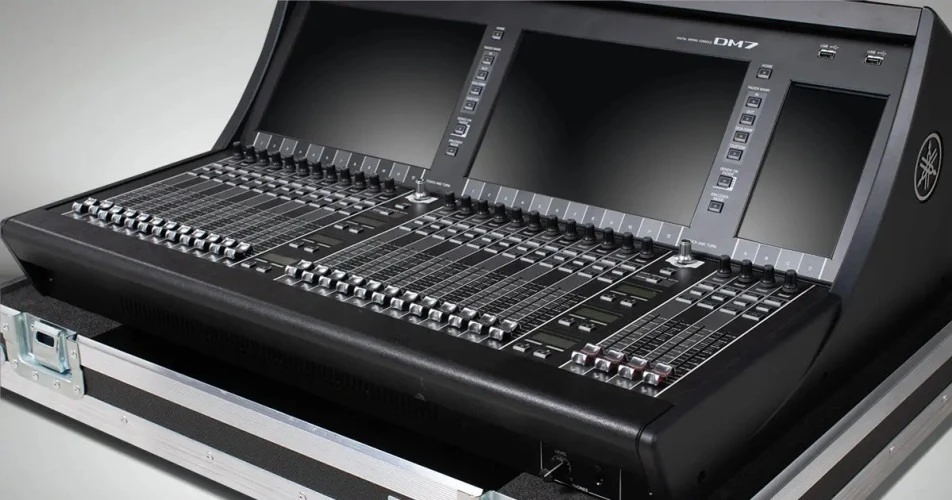 Yamaha DM7